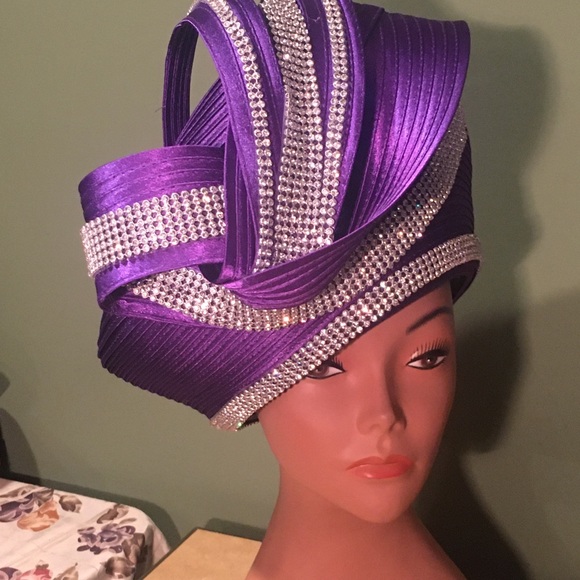 NEW CHARM NY PURPLE PILLBOX HAT DAZZLIN RHINESTONE - Picture 1 of 5